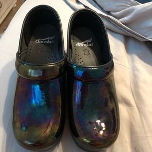 Dansko nurse shoes